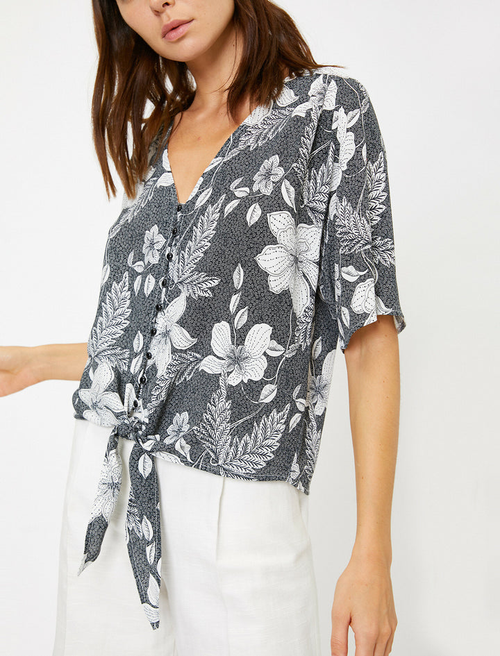 Printed black blouse