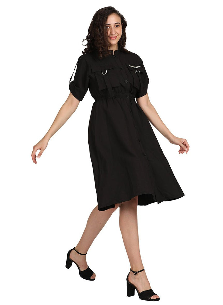 Dress with pockets & buttons