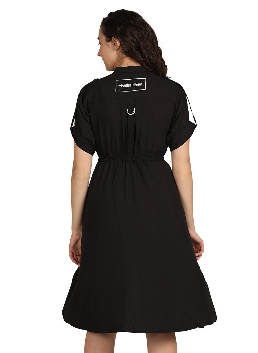 Dress with pockets & buttons