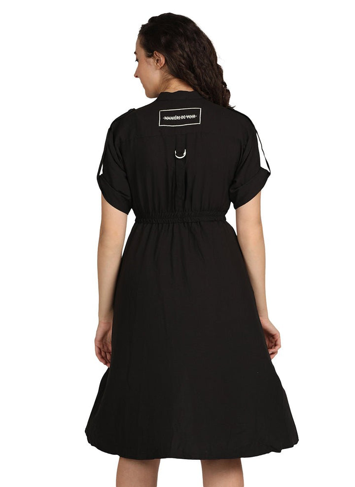 Dress with pockets & buttons