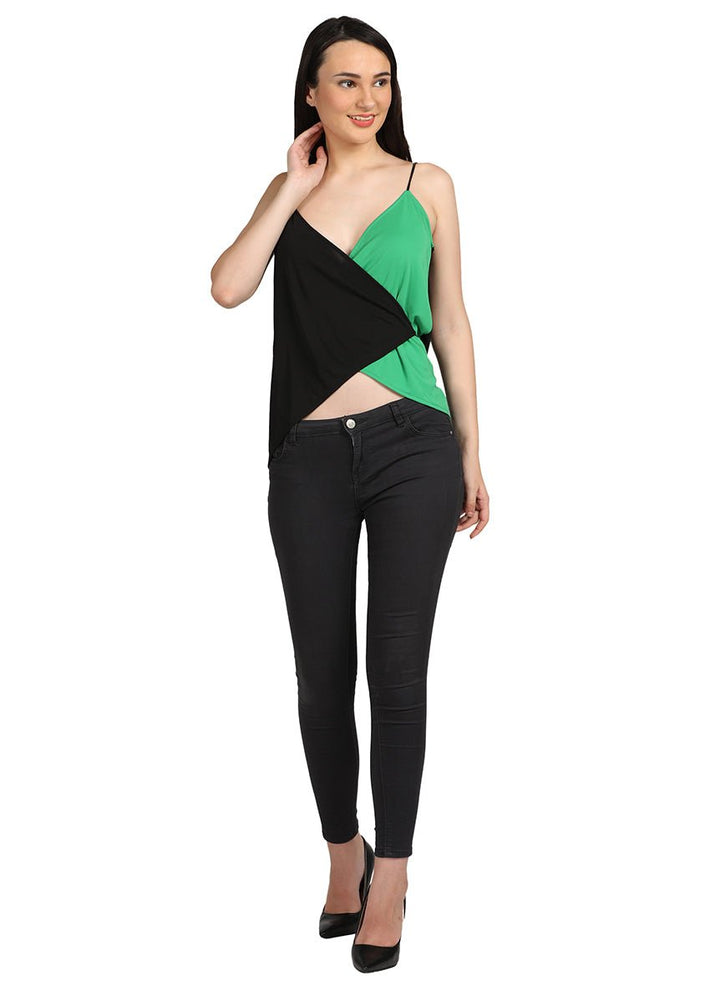 STRAP SHOULDER CROP TOP