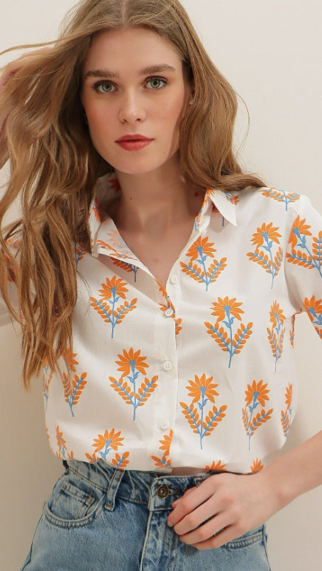 Floral print with buttons shirt