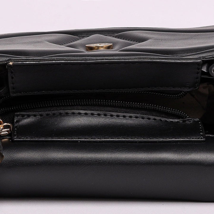 Quilted sling bag (Black)
