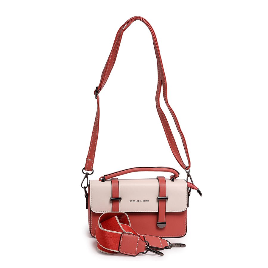Classic look sling bag (White dusty pink)