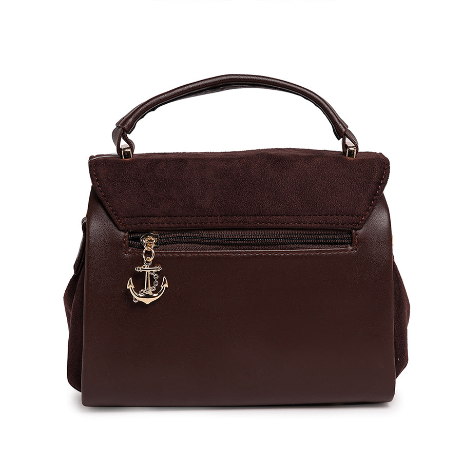 Polished Leather & Elegant Look Bag