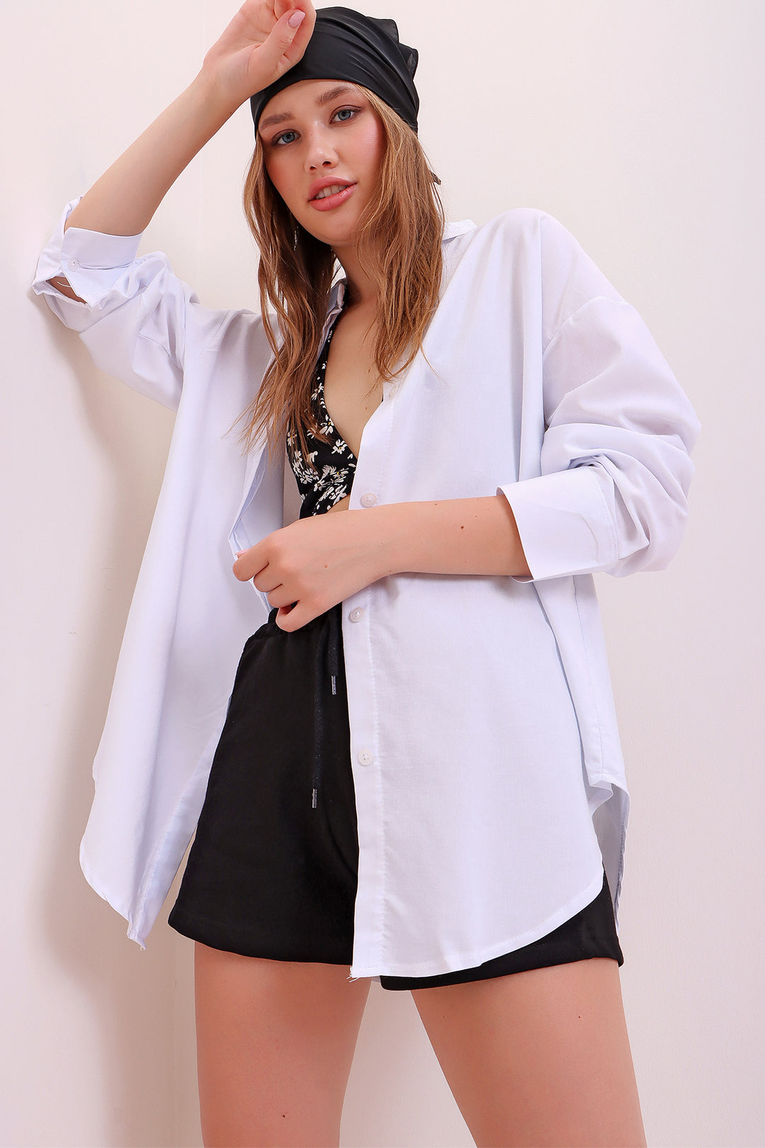 Style in white shirt