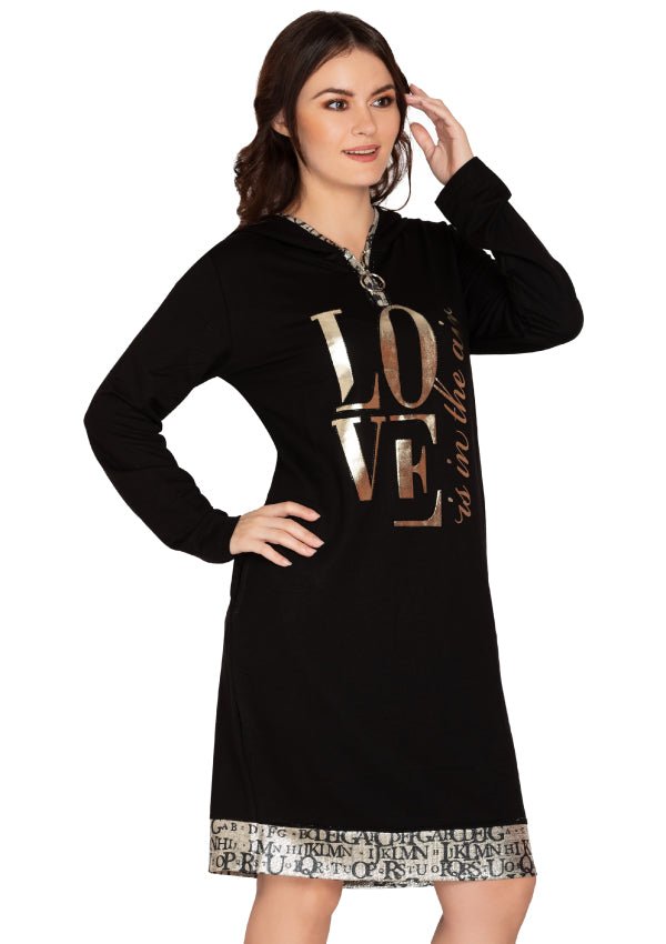 Black sweatshirt letter pattern
