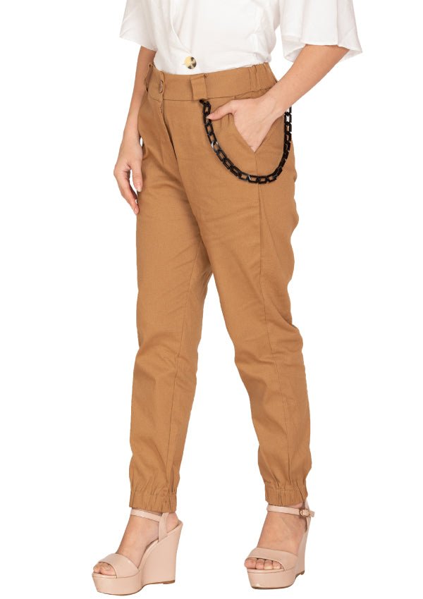 KHAKI CHINOS WITH CHAIN STYLE