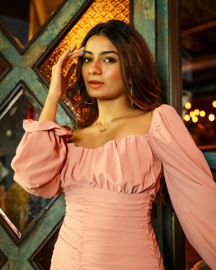 Romance dress with stylish sleeves & back chain